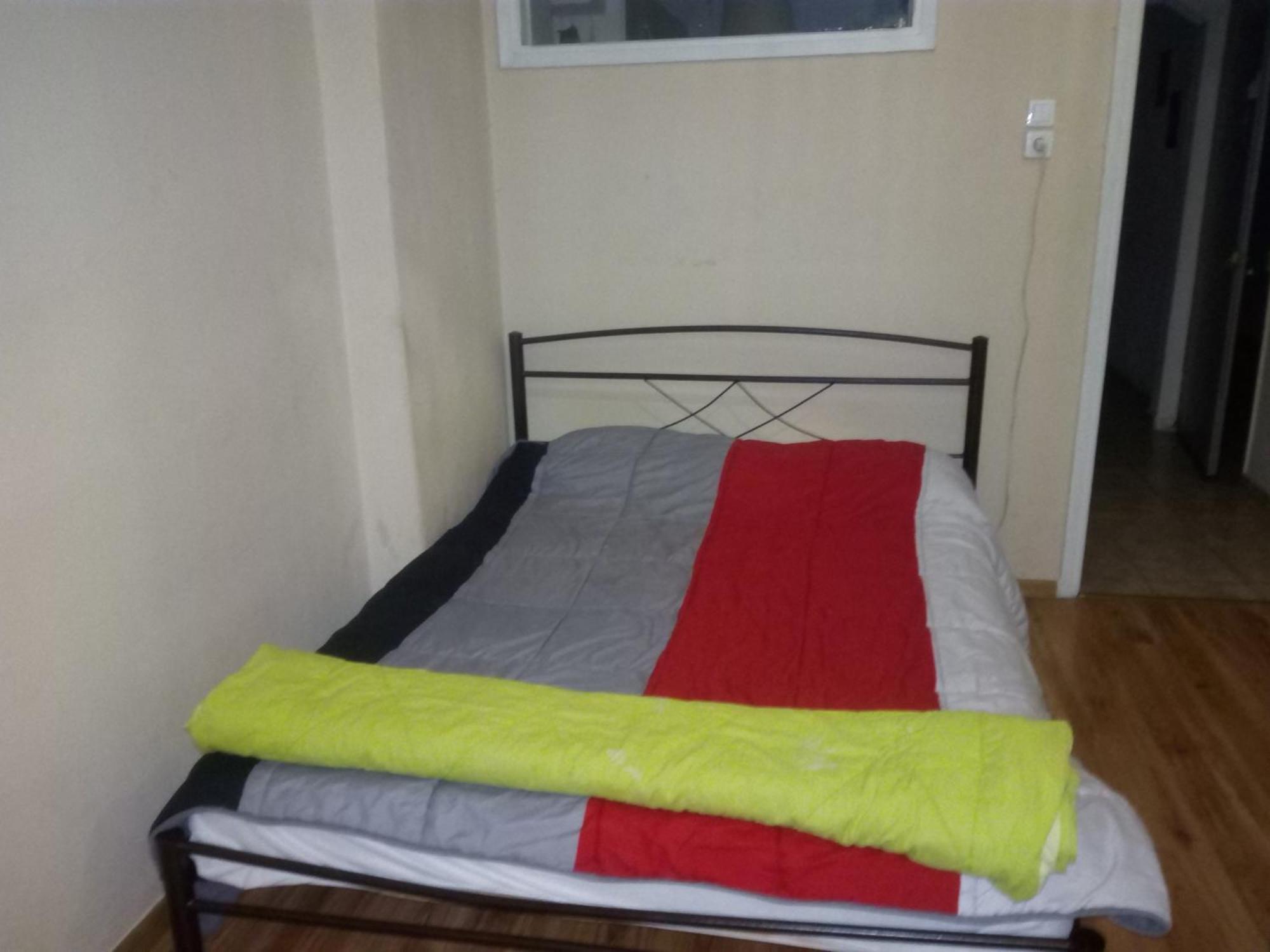 2 Bedroom Center